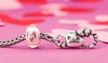 Trollbeads Valentijnsharten glas kraal TGLBE-20315