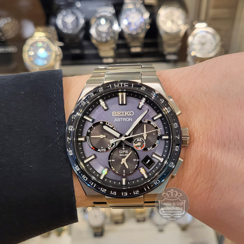 Seiko Astron SSH109J1 Horloge GPS Solar Dual Time - Afbeelding 4